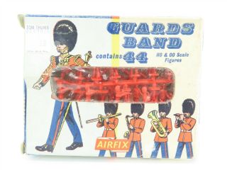 Ho & Oo Scale 51 Airfix 44 Guards Band Figures