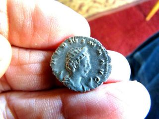 259 - 268 Ad 3.  2 Grams Silver Roman Coin Salonina Wife Of Gallienus