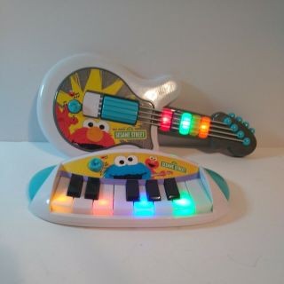 Lets Rock Set Elmo Sesame Street Piano Keyboard & Guitar Toy Hasbro 2