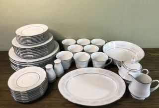 Noritake Cumberland Pattern 45pc Set Service For 8,  More Immaculate Ships
