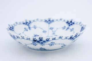 Salad Bowl 1018 - Blue Fluted - Royal Copenhagen - Full Lace - 1st Quality