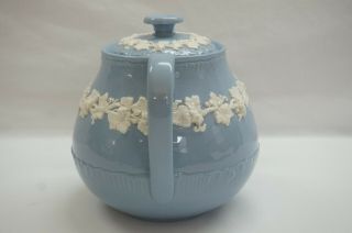 Wedgwood Embossed Queensware Cream on Lavender Shell Edge 4 Cup Teapot - 2