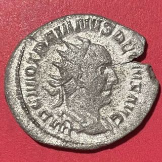 Trajan Decius Silver Antoninianus,  Ric 10b,  250 - 251 Ad,  4.  6g
