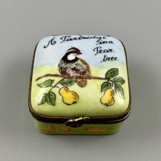 Limoges France Peint Main A Partridge In A Pear Tree Christmas Pill Trinket Box