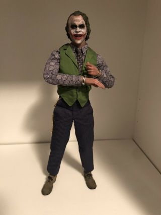 Hot Toys 1/6 The Dark Knight Dx11 Joker 2.  0 Heath Ledger Loose
