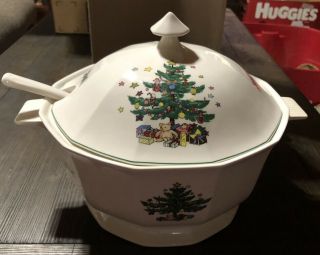 Nikko China Happy Holidays Pattern 3 - Piece Soup Tureen,  Lid & Ladle Set Read