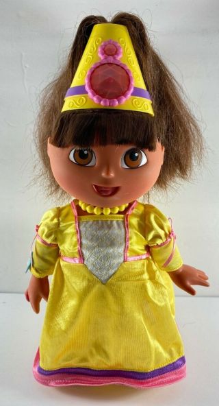 2003 Mattel Dora The Explorer Magic Hair Fairytale Princess Doll Talks 14 "