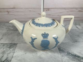 Wedgwood Queensware Blue And White Edward Viii 1937 Coronation Teapot