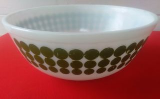 Vintage Pyrex Large Mixing Nesting Bowl Green Polka Dots Milk Glass 4 Qt 404