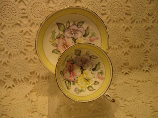 Paragon Pansies Tea Cup And Saucer With Yellow And Gold Border
