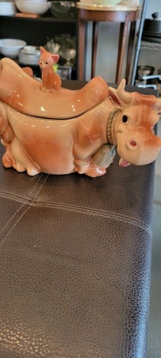 Brush Mccoy Cow With Cat Cookie Jar W10
