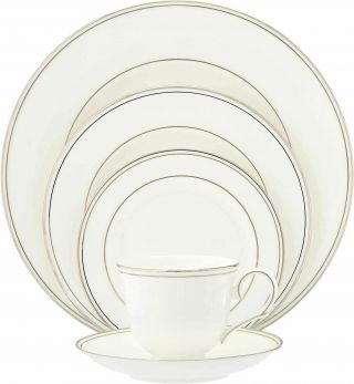 Lenox Federal Platinum Bone China 5 - Piece Place Setting In The Box