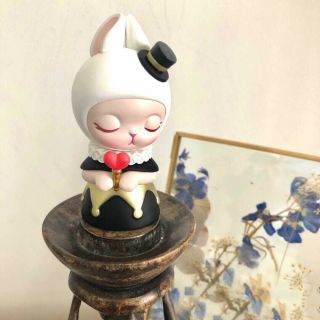 POP MART x BUNNY Forest Series The Sleeping Princess Mini Figure Art Toy Secret 4