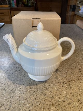 Wedgewood Queensware Edme Large Teapot Made In England