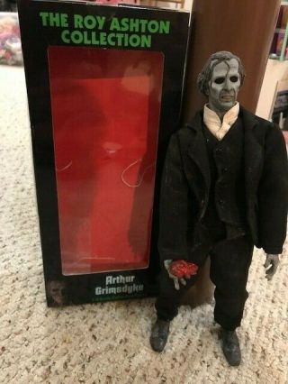 Distinctive Dummies Peter Cushing Tales From The Crypt 1/6 Scale Figure