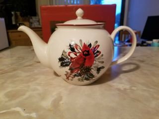 Nib Lenox Winter Greetings 40 Oz Cardinal Holiday Red & White Teapot 810428