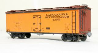 Kit Built Wood Side Reefer - Lackawanna - O Scale - 2 - Rail