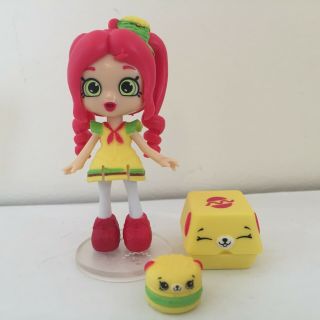 Shopkins Happy Places Lil Shoppie Doll - Chelsea Cheeseburger W/ Exclusives