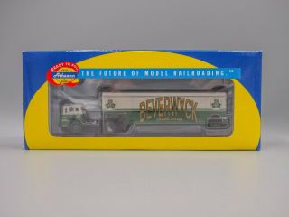 Athearn 91985 Ho Scale Beverwyck Ford 