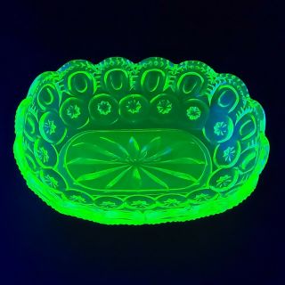 Weishar Vaseline Yellow Green Glass Moon And Star Candy Dish Bowl Marlked