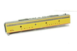 Walthers Proto 2000 Ho Scale E8/9 Union Pacific B Unit Shell Only (please Read)
