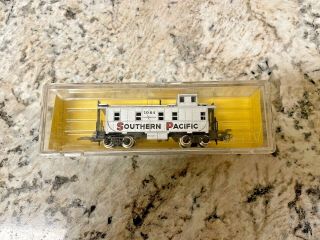 Atlas N Scale 3561 Southern Pacific Caboose 1064 Vintage W/case /