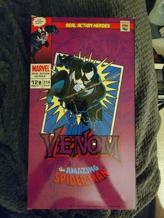 Marvel - Medicom - RAH Venom (Spider - Man) 1/6 Scale Comic Version Figure 2