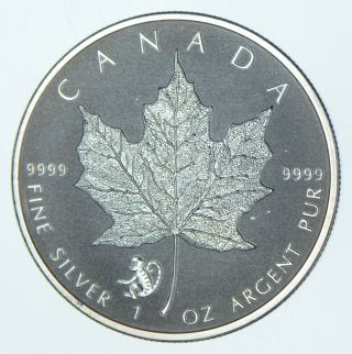 Better Date - 2016 Canada $5 - 1 Oz.  Silver Maple Leaf - Monkey Privy Mark 916