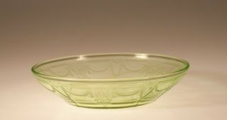 Vintage Hocking Glass Company Green Cameo Ballerina Salad Bowl 7 - 1/4 C.  1935