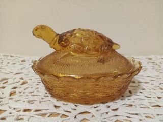 Vintage L.  G.  Wright Amber Turtle On Nest Nesting Covered Glass Dish