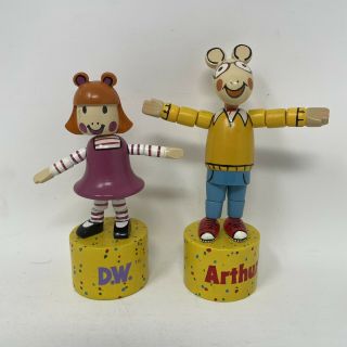 1997 Marc Brown Arthur & Dw Puppets Wooden Push Up Figure Vintage