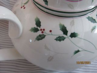 Christopher Stuart Teapot Holiday Splendor Y1025 4 cup BONE CHINA 2