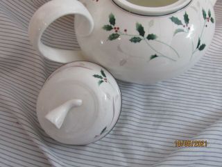 Christopher Stuart Teapot Holiday Splendor Y1025 4 cup BONE CHINA 3
