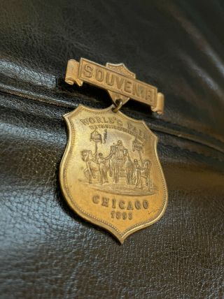 1895 Worlds Fair Columbian Exposition Chicago Illinois Souvenir Badge Medal