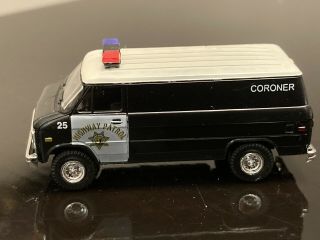 1/87 Ho Trident Chp California Highway Patrol Police Chevy Van Coroner Unit Car