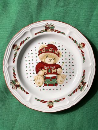 Tienshan Stoneware Theodore Bear’s Christmas Salad Plates Set Of 8