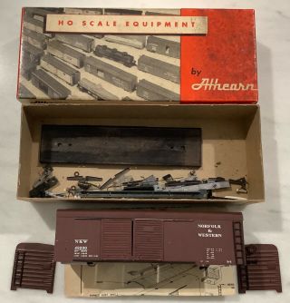 Vintage 1950s Athearn Ho Scale Metal Norfolk & Western Round Roof Box Car Kit