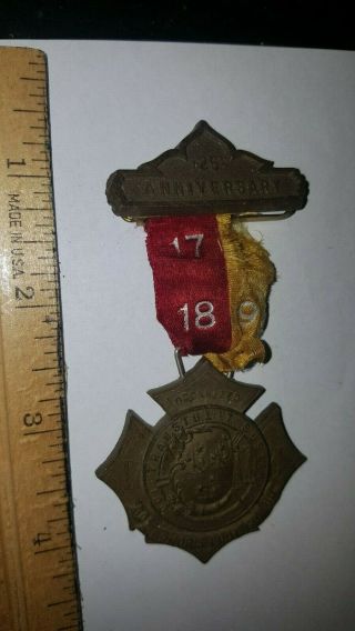 1896 Medal Pinback Connecticut Governors Foot Guard 125th Anniversary Bakelite