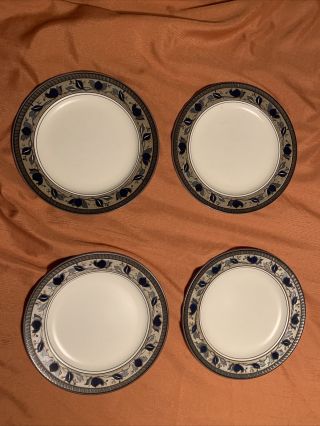 Set Of Four - Mikasa Intaglio Arabella Dinner Plates 11 1/8 " Cac01 - You Need Em