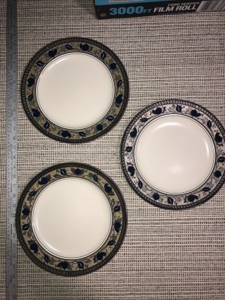 (set Of 3) Mikasa Intaglio Arabella Dinner Plates Cond Barely