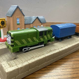 Thomas & Friends Trackmaster Salty’s Green Coat Of Paint 2009 Motorized Train