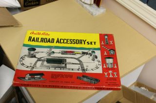 Vintage Built Rite Toy Railroad Accessory Set No.  111 - Box