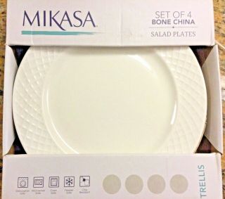 Set Of 4 Mikasa Trellis Bone China White Salad Or Dessert Plates