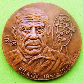 L@@k Art Spanish Painter Pablo Picasso Painting Guernica Numbered Bronze Medal