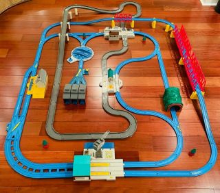 Tomy Thomas & Friends Trackmaster Ultimate Motorized Train Set