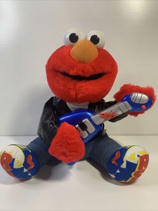 Rock N Roll Elmo W/ Guitar Plays Music Sings And Shakes - Vintage 1998