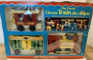 Vintage Fisher Price Play Family Circus Train 991 Animals Fun