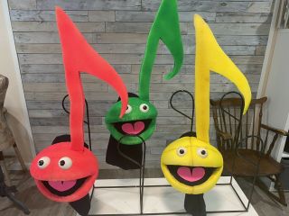 3 - Blacklight “musical Note” Puppets (pink,  Green,  And Yellow)