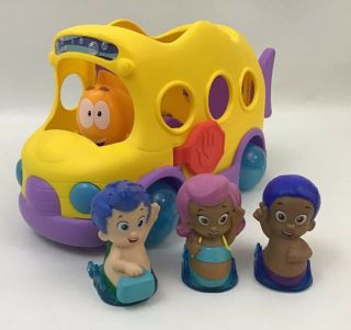 Bubble Guppies Swim Sational School Bus & 3 Rolling Figures,  Mr Grouper