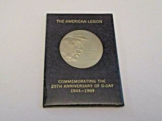 Vintage 1944 - 69 Eisenhower Commemorating The 25th Anniversary Of D Day Medal